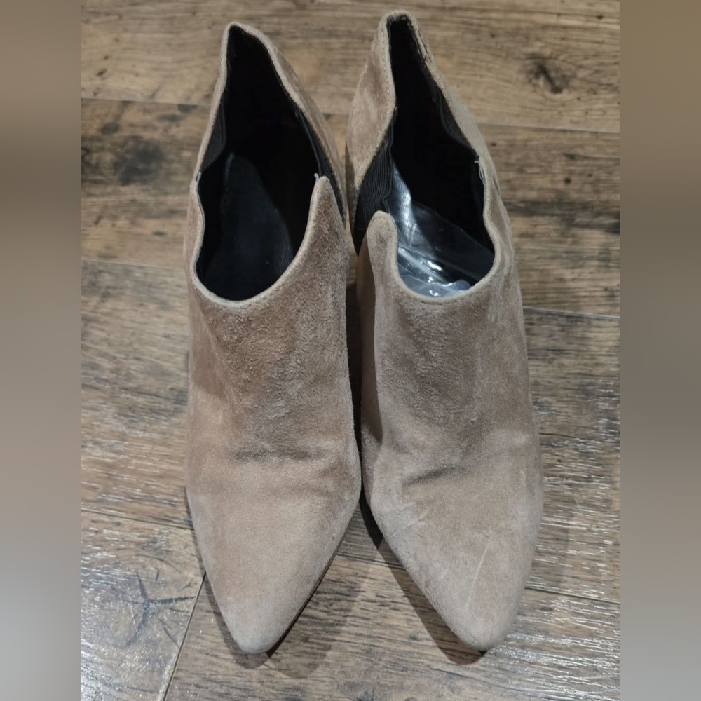 Jessica Simpson womens booties sz 6